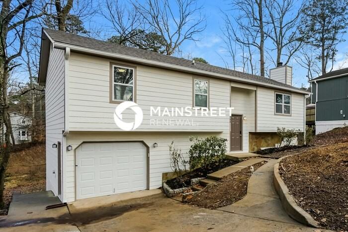 2488 Carol Cir - Photo 2 of 17