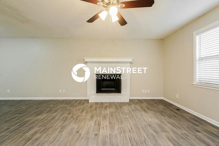 2488 Carol Cir - Photo 5 of 17