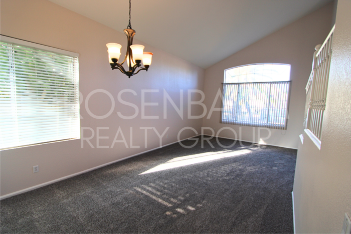 534 South Pueblo Street - Photo 4 of 30