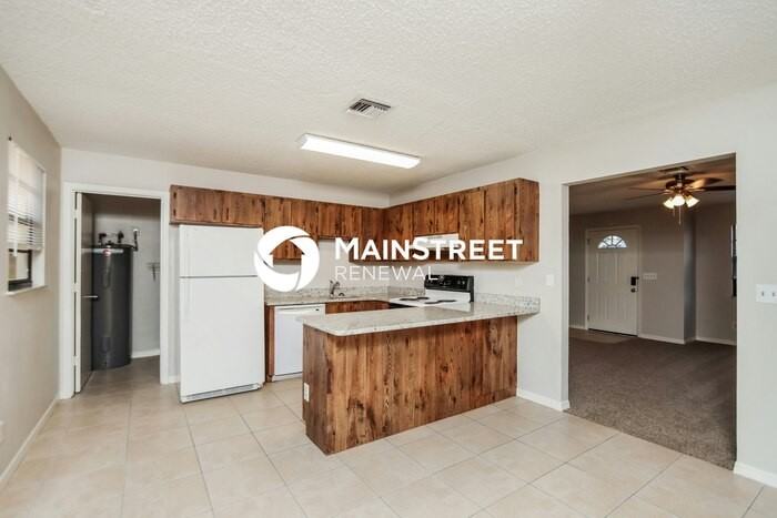 339 13th Ln Sw - Photo 5 of 16