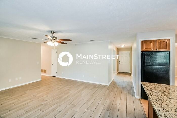 1113 Grove Park Drive South - Photo 4 of 16