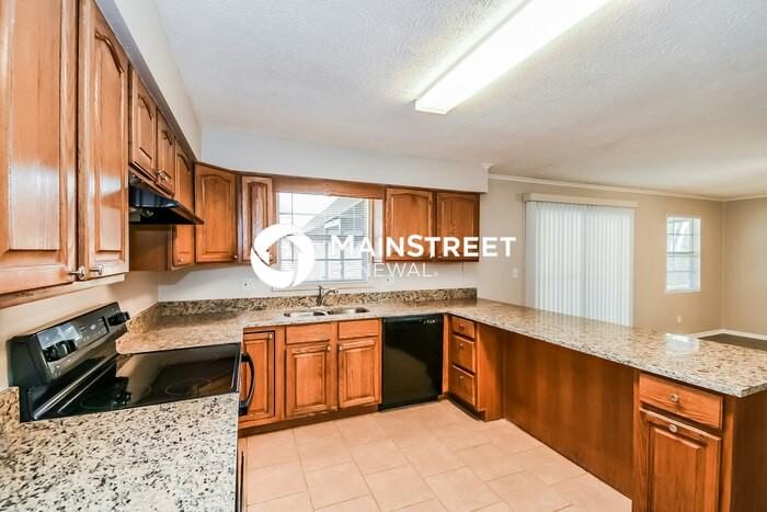 1113 Grove Park Drive South - Photo 6 of 16