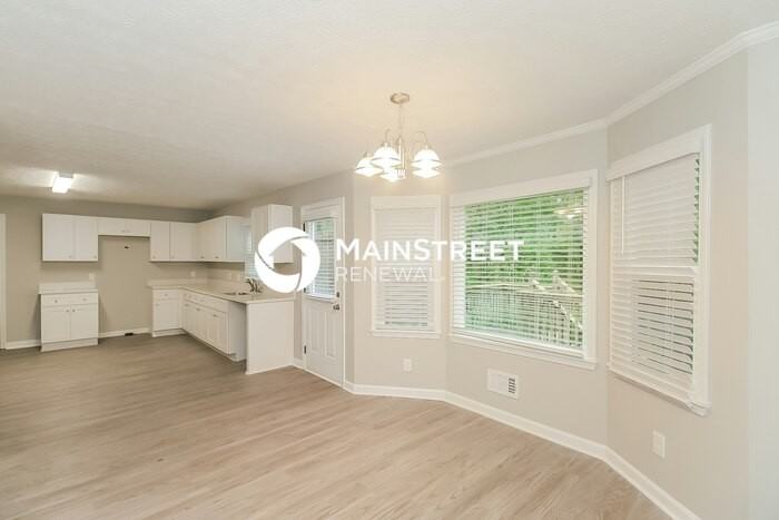 5501 Reynard Trail - Photo 4 of 18