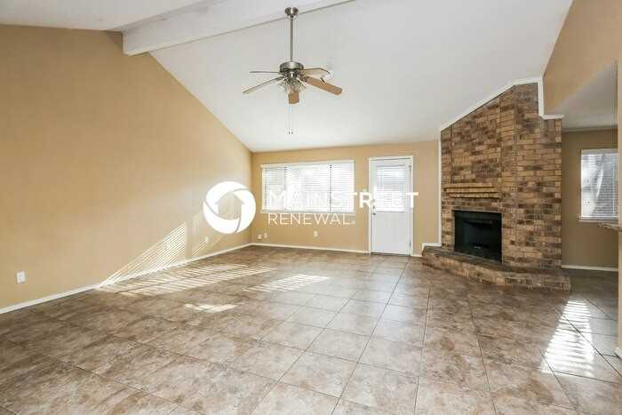 6417 Peggy Dr - Photo 2 of 16