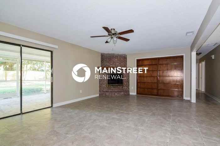 510 Lisa Ln - Photo 6 of 15