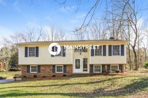 featured image of 4441 Fernbrook Dr