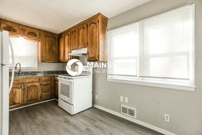 10000 Drury Ave - Photo 5 of 16