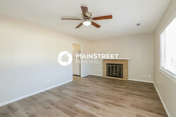 2403 Ne Pursell Rd - Photo 3 of 15