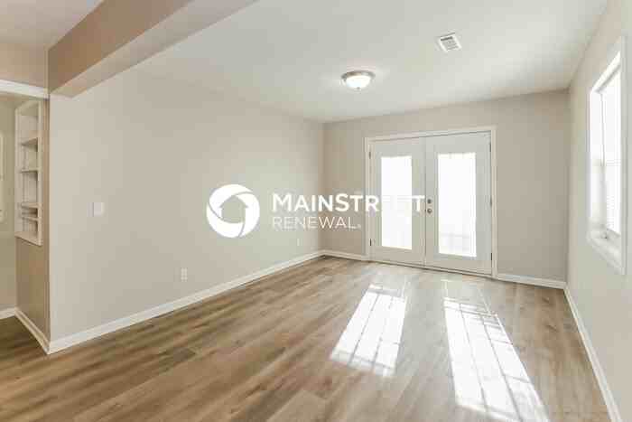 2403 Ne Pursell Rd - Photo 5 of 15