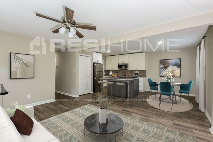 458 Voyles Dr - Photo 4 of 15