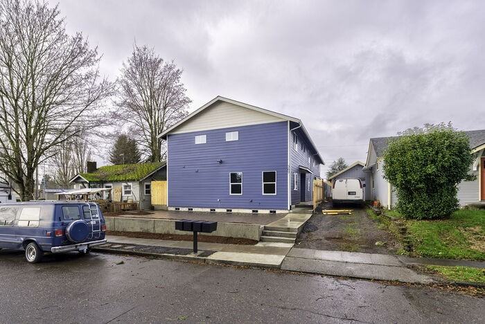 307 21st Avenue #1 - Photo 3 of 39