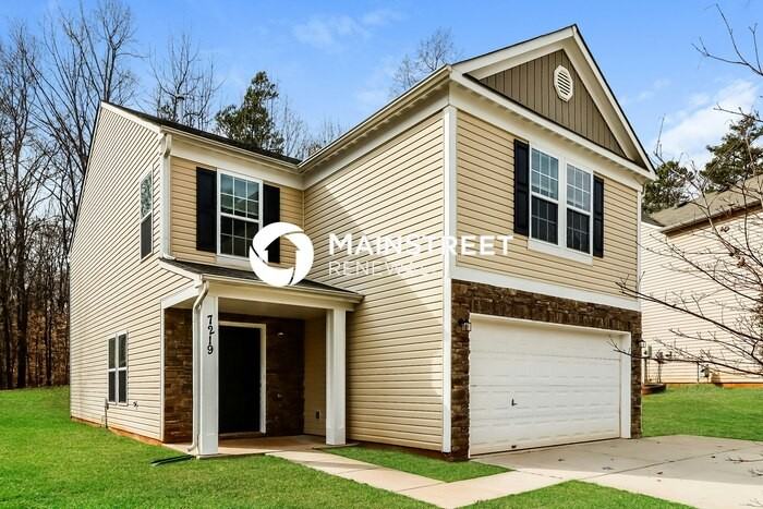 7219 Cypress Ridge Drive - Photo 2 of 15