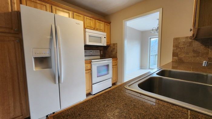 514 Pilgrim Court #A - Photo 2 of 11