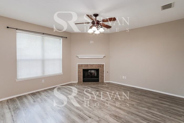 4805 Carrotwood Dr - Photo 2 of 15