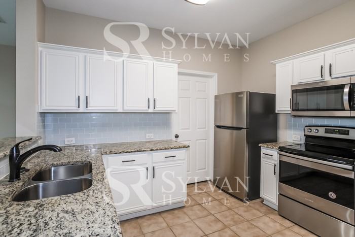 4805 Carrotwood Dr - Photo 7 of 15