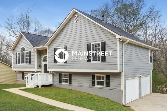 2590 Plantation Way - Photo 4 of 17