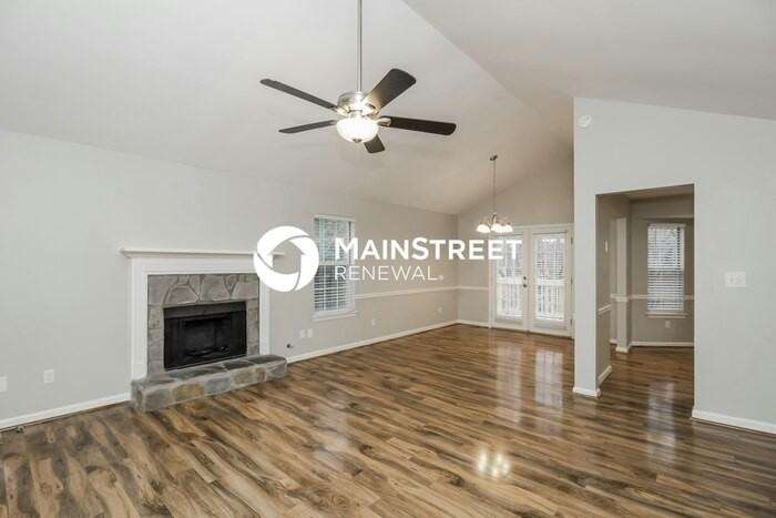 2590 Plantation Way - Photo 6 of 17