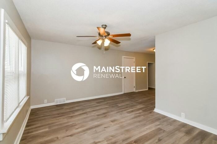 7105 East 111th Terrace - Photo 3 of 16