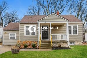 featured image of 1329 S Liberty St