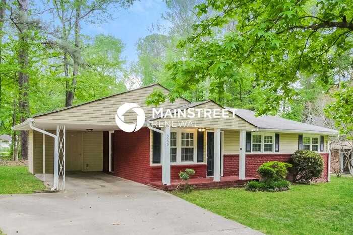 5550 Longmeadow Ln - Photo 3 of 15