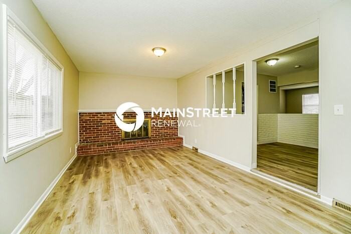 5262 Hacket Dr - Photo 4 of 16