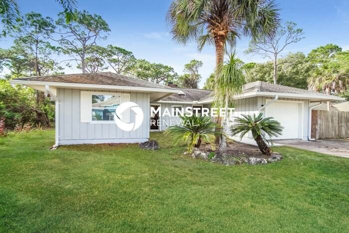 524 Commodore Avenue Northwest - Photo 2 of 16