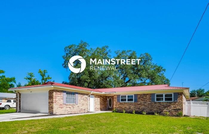 1055 Grove Park Drive South