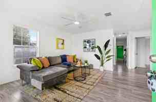 featured image of 3953 10th Ave S