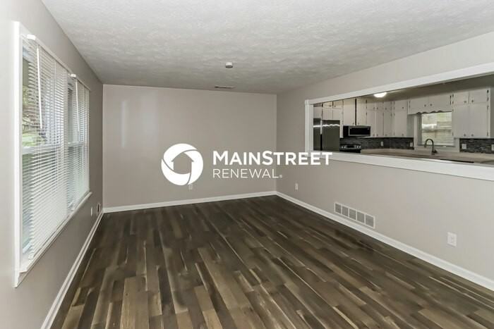 6702 Londonderry Dr - Photo 2 of 18