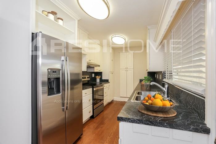 5234 Silver Trl - Photo 3 of 18