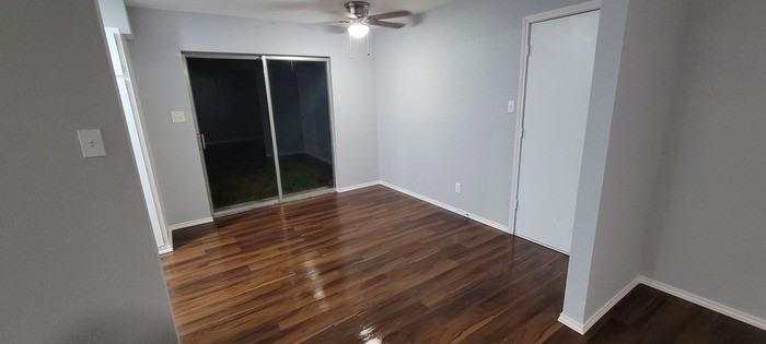 326 S Sealy Ave - Photo 7 of 20