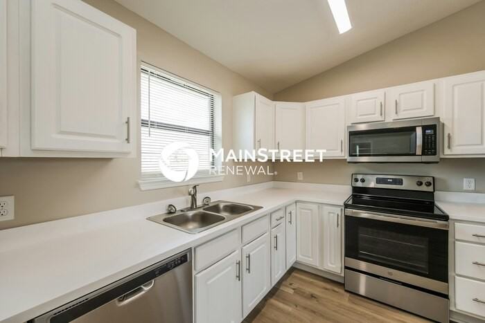 2910 36th St Sw - Photo 5 of 16