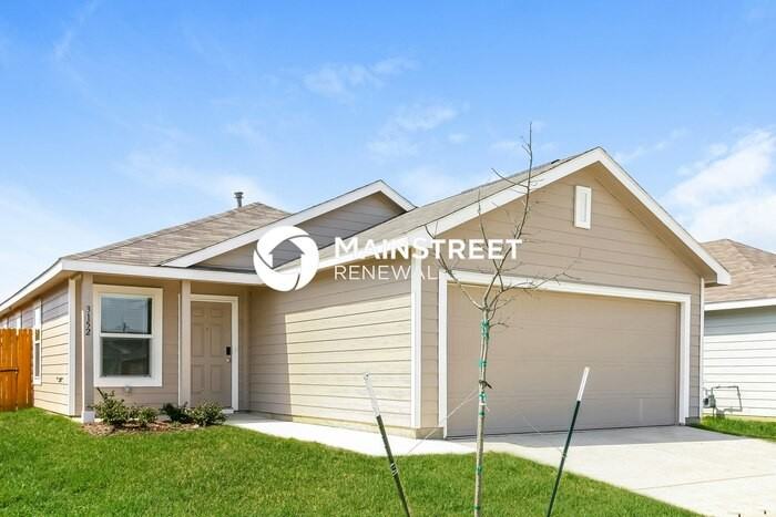 3152 Crestone Dr - Photo 2 of 16