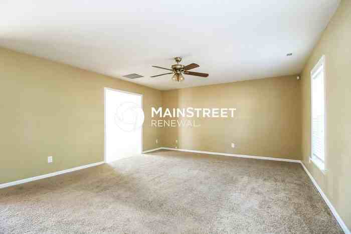 140 Denby Dr - Photo 3 of 18