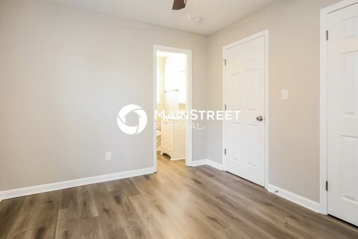 5520 The Plz - Photo 5 of 14