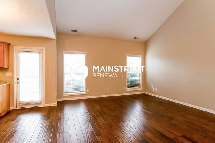 8904 Eli Dr - Photo 2 of 15