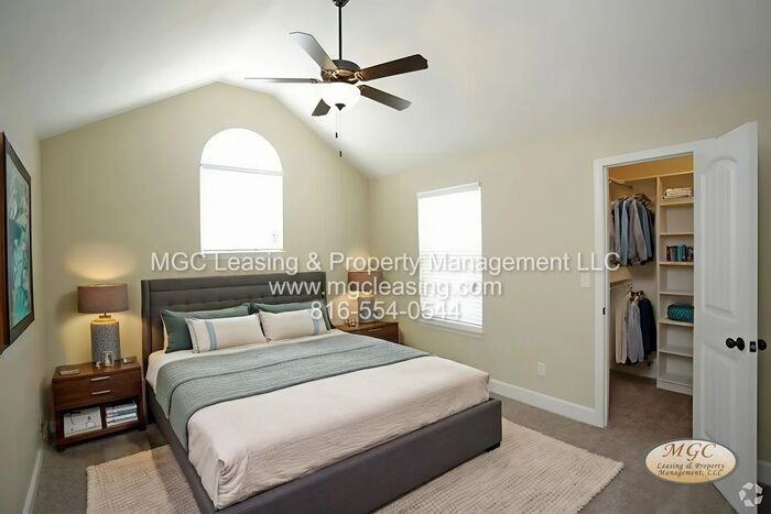 2127 Southwest Timbertrace Lane - Photo 4 of 24