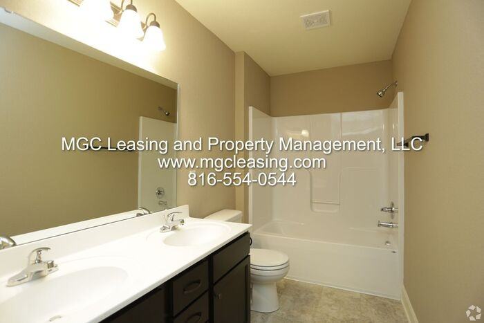 2127 Southwest Timbertrace Lane - Photo 7 of 24