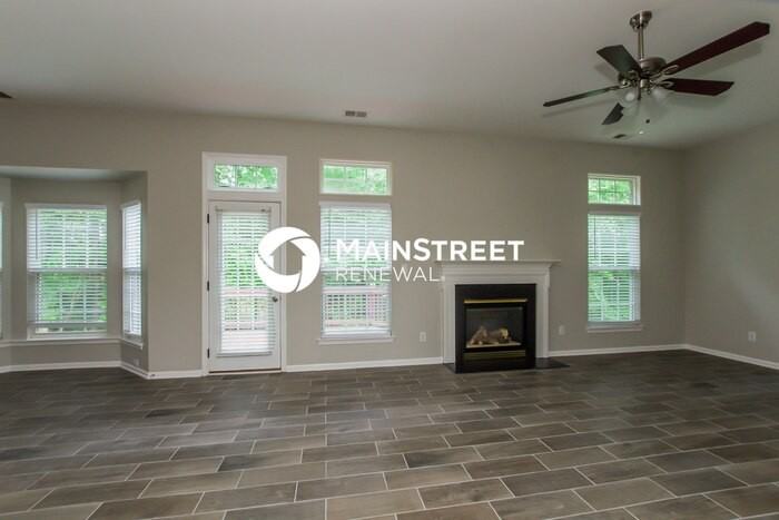 12139 Autumn Winds Ln - Photo 3 of 16