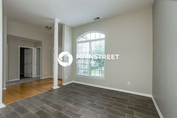12139 Autumn Winds Ln - Photo 4 of 16