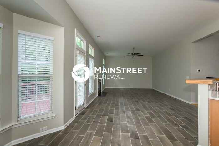 12139 Autumn Winds Ln - Photo 6 of 16