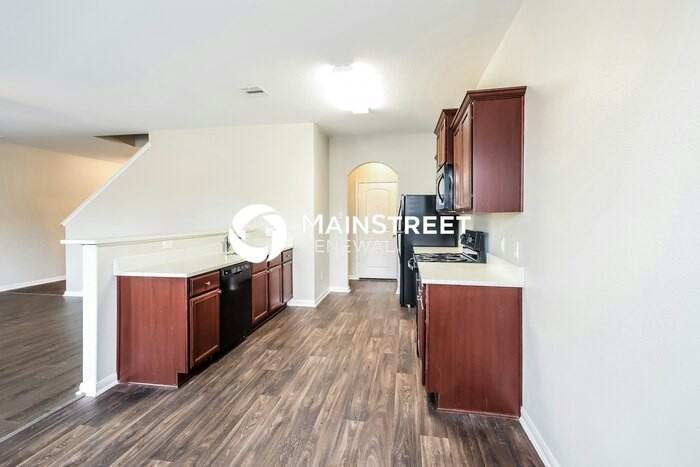 24099 Wilde Dr - Photo 5 of 17