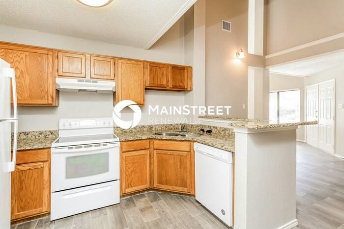 2048 Wanderlust Dr - Photo 6 of 17