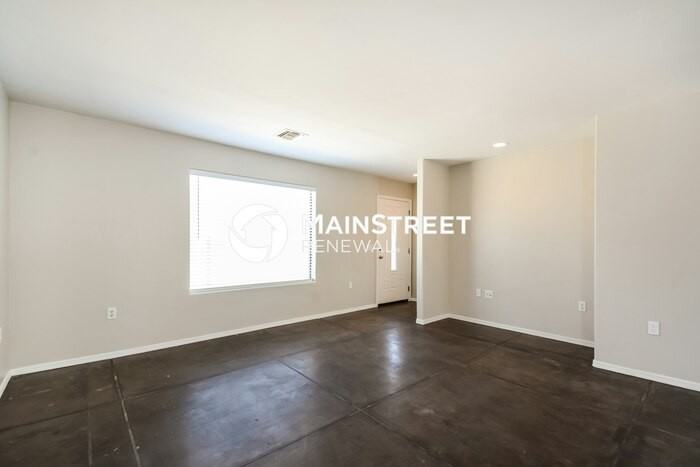 2675 N Palo Verde Ave - Photo 2 of 16