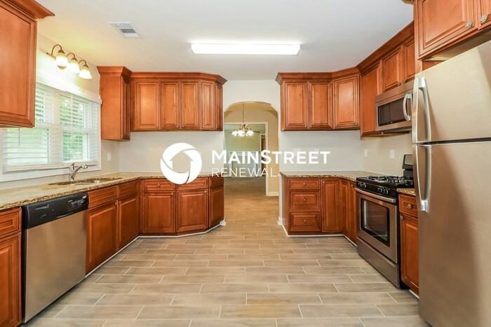 1927 Addison Road Northeast - Photo 7 of 16