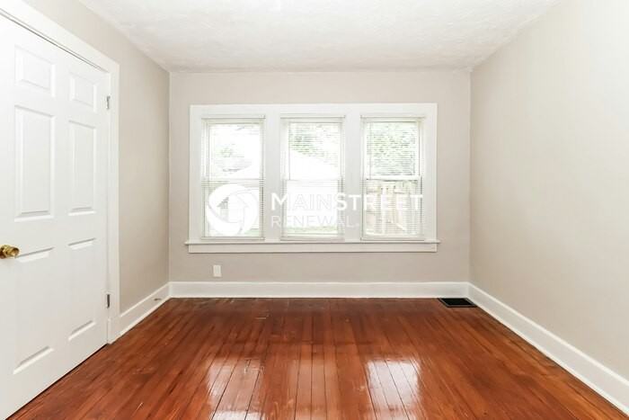 1714 W Hill St - Photo 7 of 16