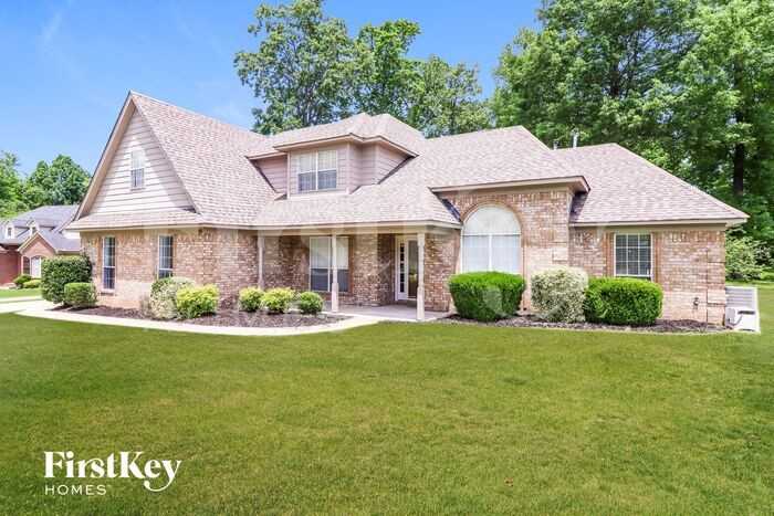 48 Sweetwood Dr - Photo 2 of 15