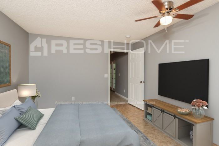 435 Gallagher Street Southwest - Photo 6 of 15