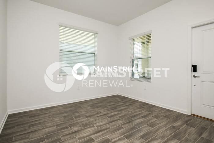 6433 Sprucepine Lane - Photo 4 of 15