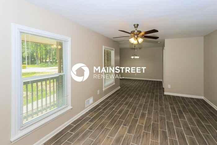 160 Allenwood Road - Photo 4 of 18